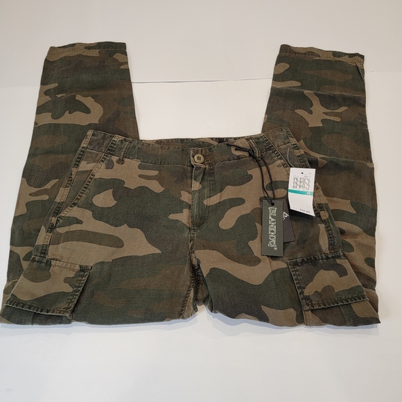 Blank NYC Camo Linen Blend Cargo Crop Pant Size 24 NWT! - Picture 3 of 15